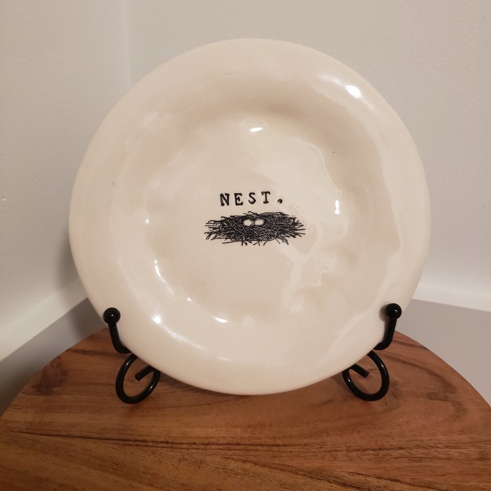 Rae Dunn Round Nest Plate